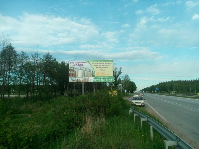 Щит 6x3,  Траса Житомир-Звягель, с.Садки. Біля готельного комплексу "Садки", напрямок з Рівного,Звягелю на Житомир, ст.Б